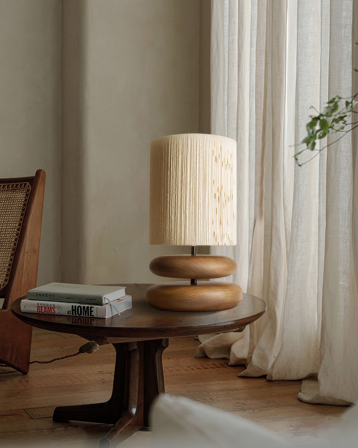 Lámpara de Mesa Solmere Tranquil de Madera con Compatibilidad LED y Eficiencia Energética