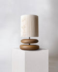 Lámpara de Mesa Solmere Tranquil de Madera con Compatibilidad LED y Eficiencia Energética