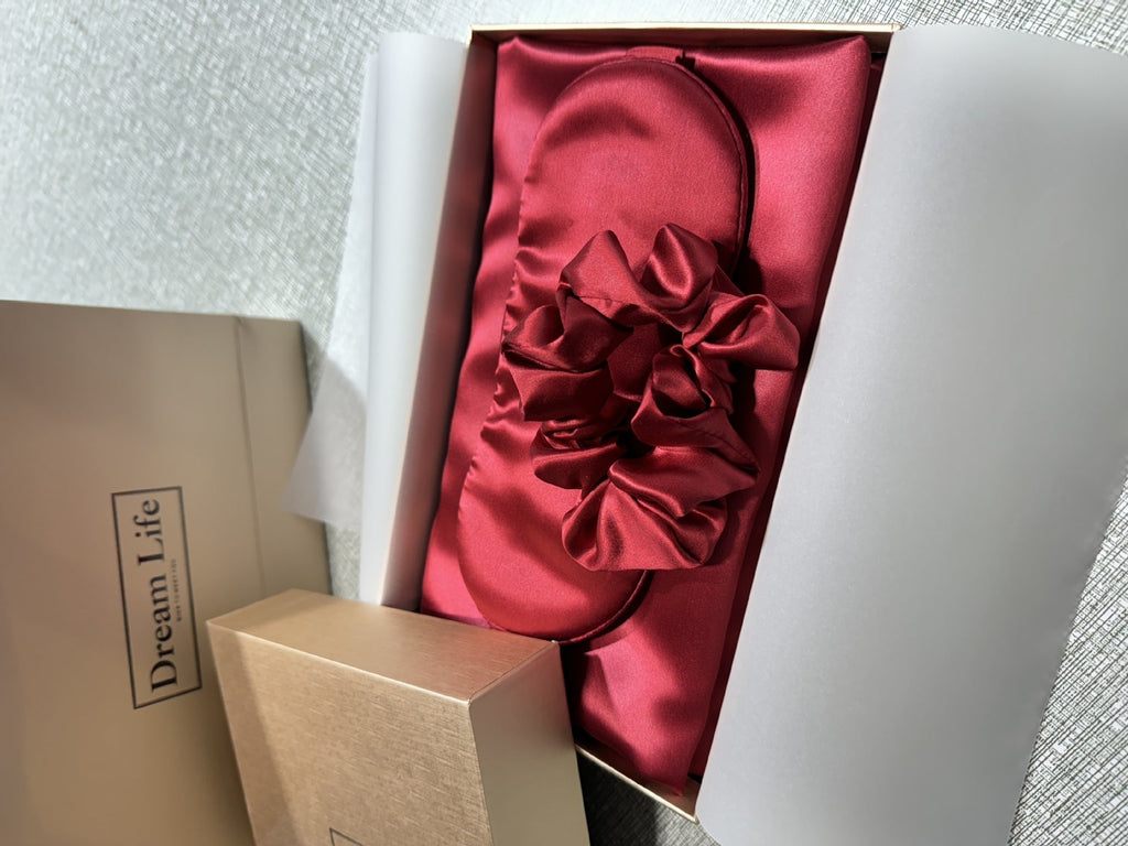 Nocturne Silk Sleep Set With Pillowcase And Eye Mask For Gentle Sleep