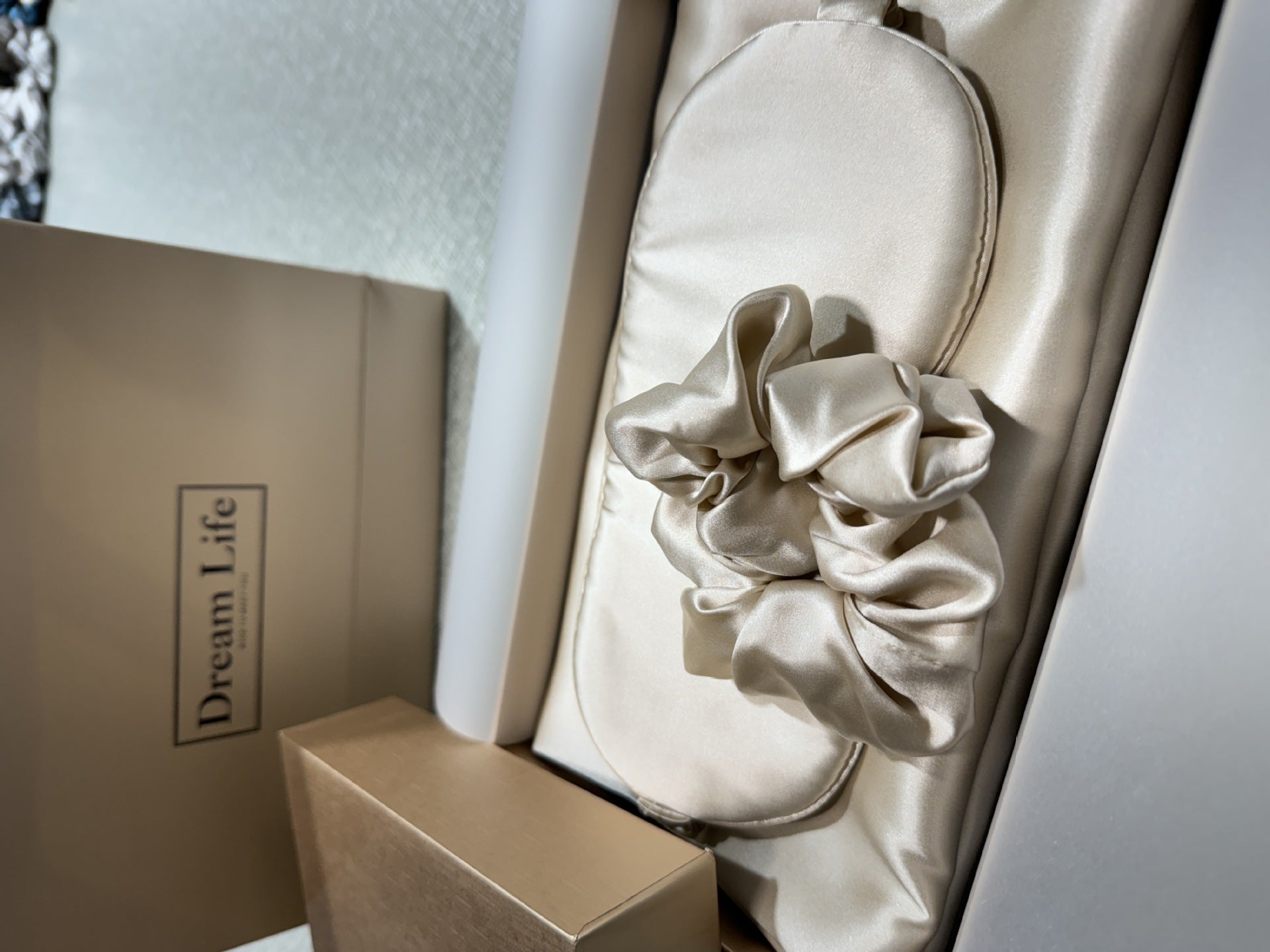Nocturne Silk Sleep Set With Pillowcase And Eye Mask For Gentle Sleep