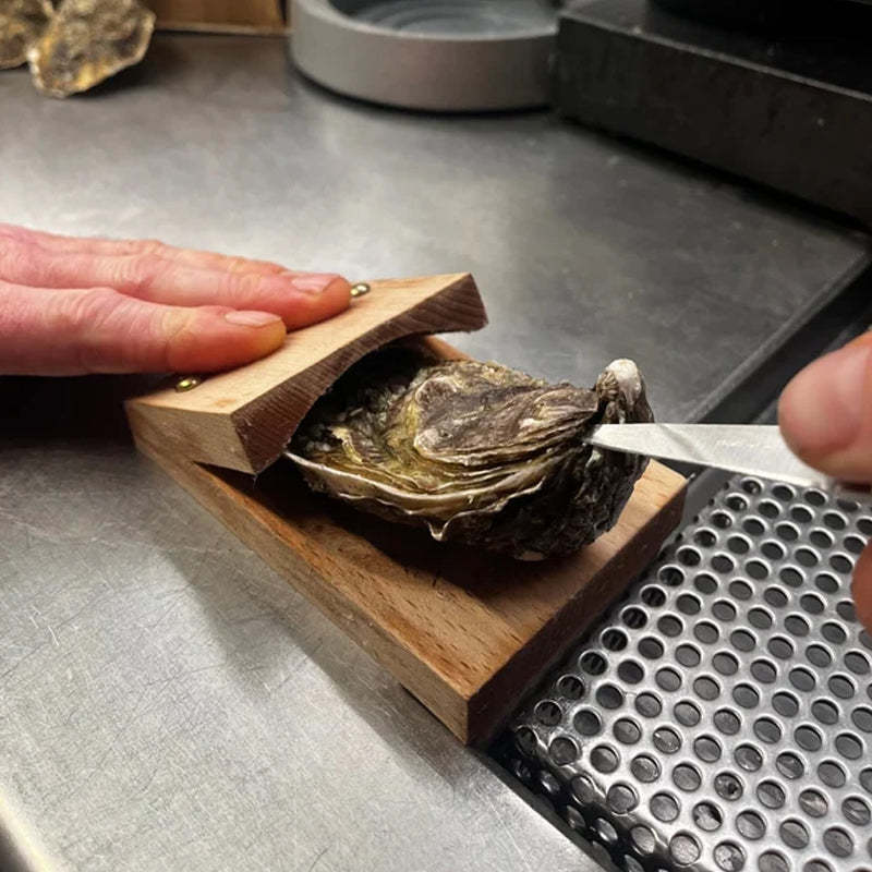 Premium wood handle oyster shell opener clamp