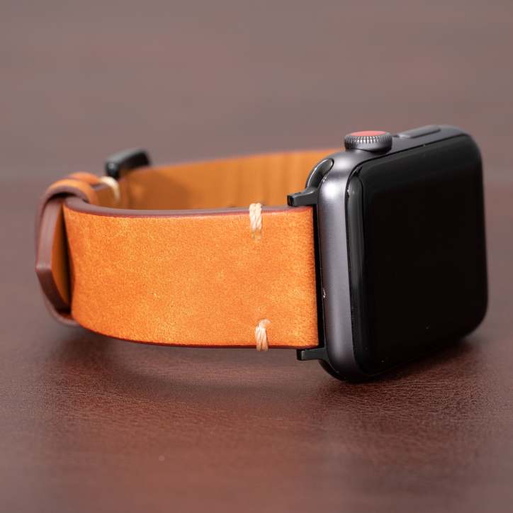 Kožený řemínek Nova pro Apple Watch z prémiové italské kůže
