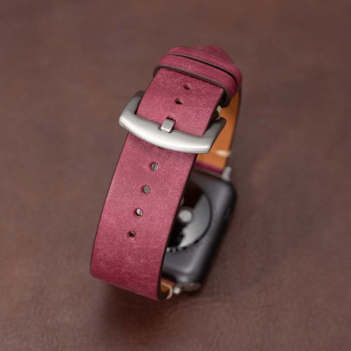 Kožený řemínek Nova pro Apple Watch z prémiové italské kůže