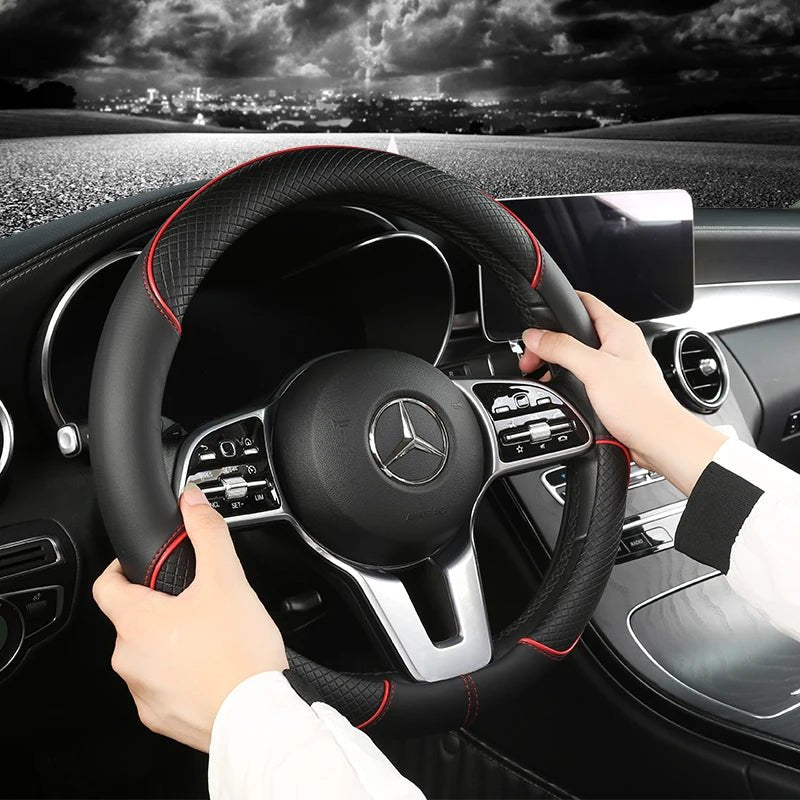 Roadlux prémium műbőr kormányvédő gyémántmintás csúszásgátló fogással a jobb irányításért