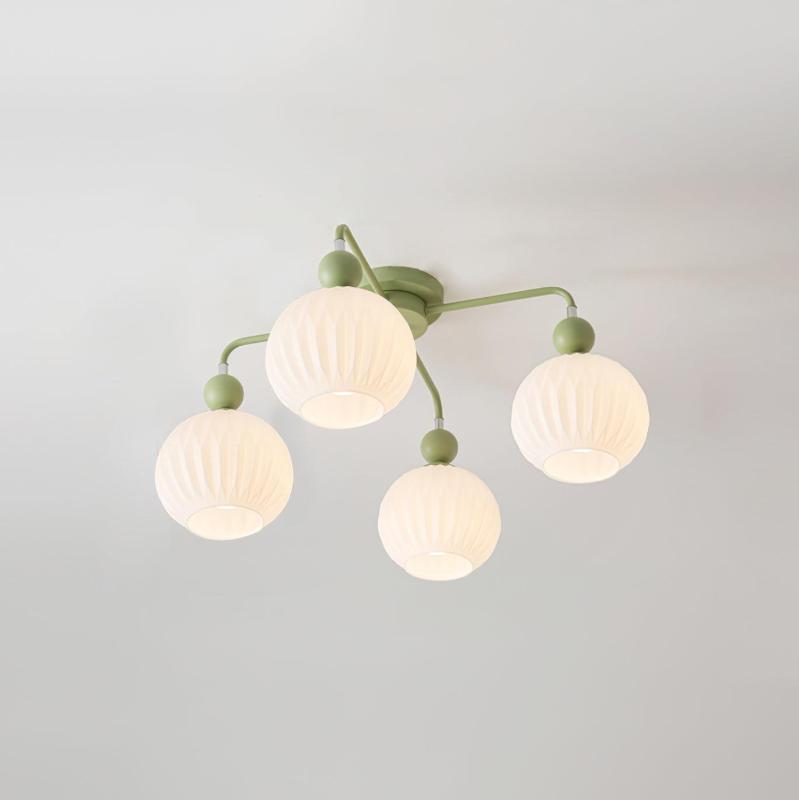 Plafonnier Lumencrest avec abat-jours en verre blanc côtelé et cadre métallique vert
