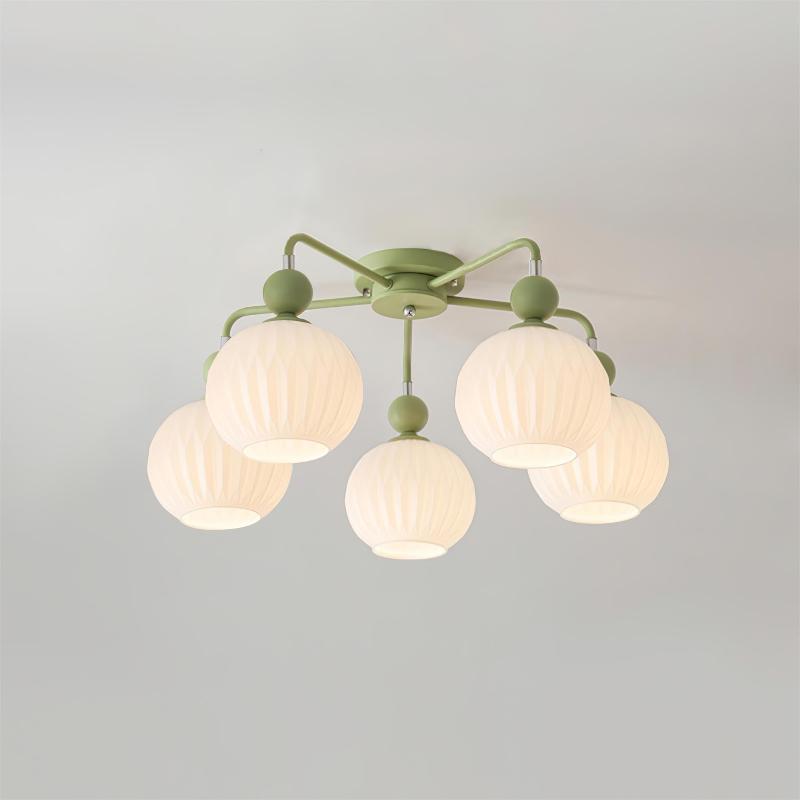 Plafonnier Lumencrest avec abat-jours en verre blanc côtelé et cadre métallique vert