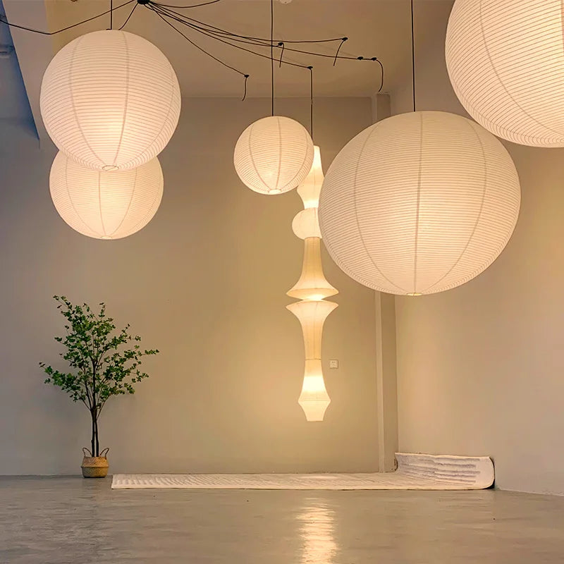 Papirballonlamper med pariserstil til gange og opholdsrum fra Astra Cozy Glow