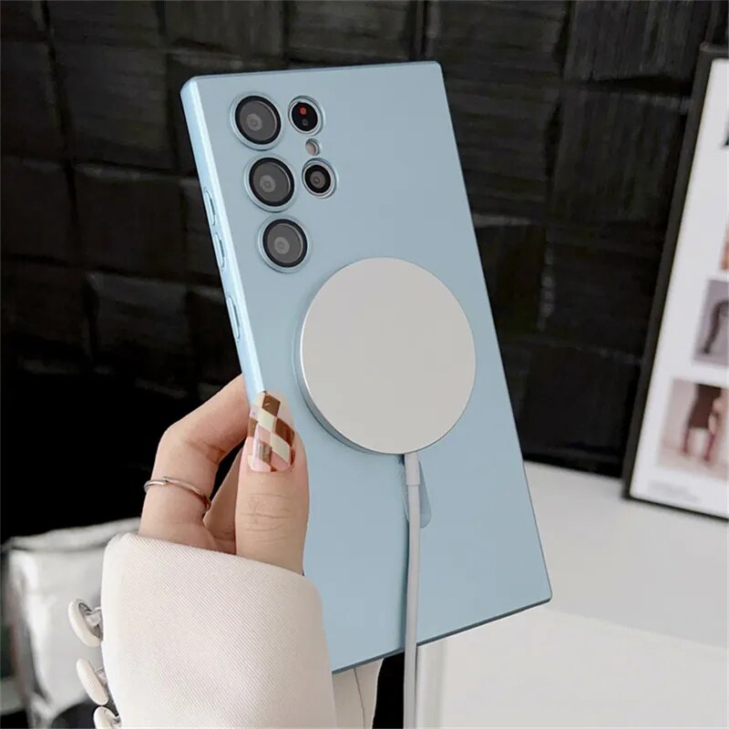 Samsung Galaxy Case With Magnetic Charging For Galaxy Devices