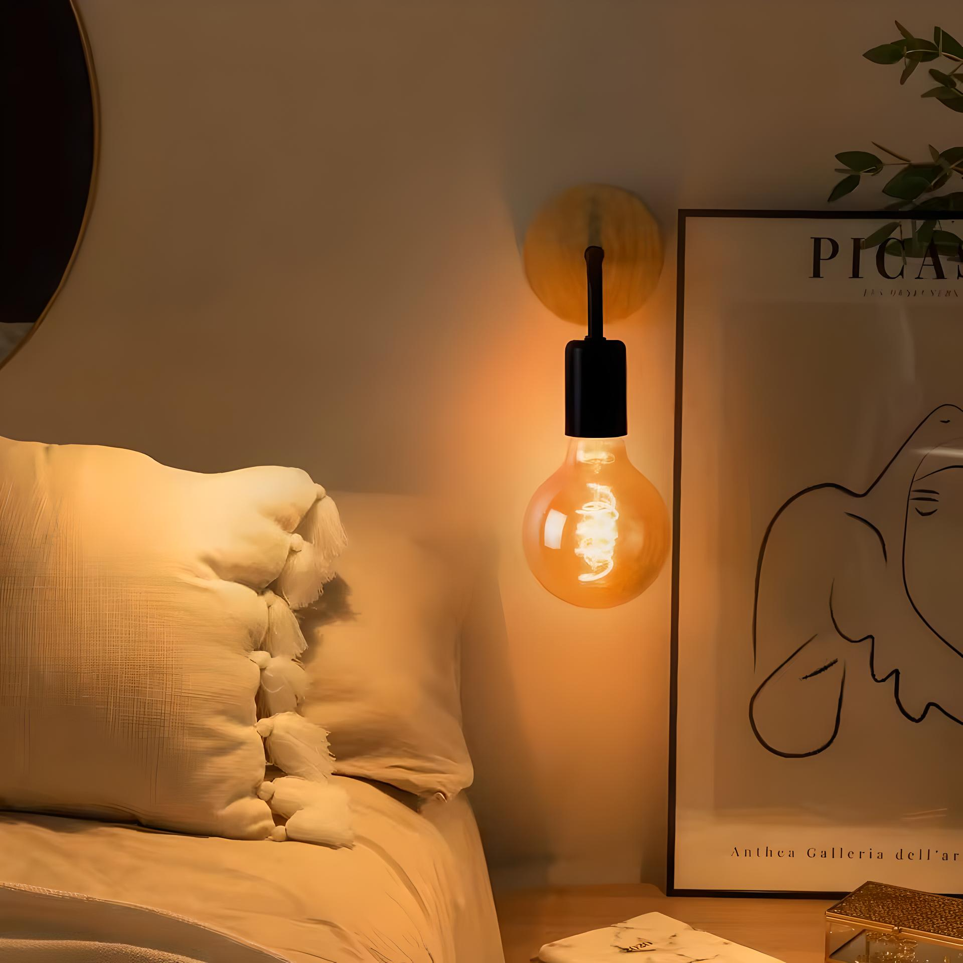 Lampada da Parete AetherForge con Design Moderno Retrò in Legno e Ferro