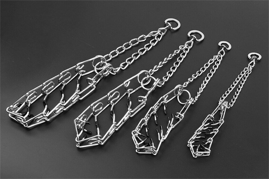 Collar de púas SummitPaw para perros con puntas de goma y púas cromadas