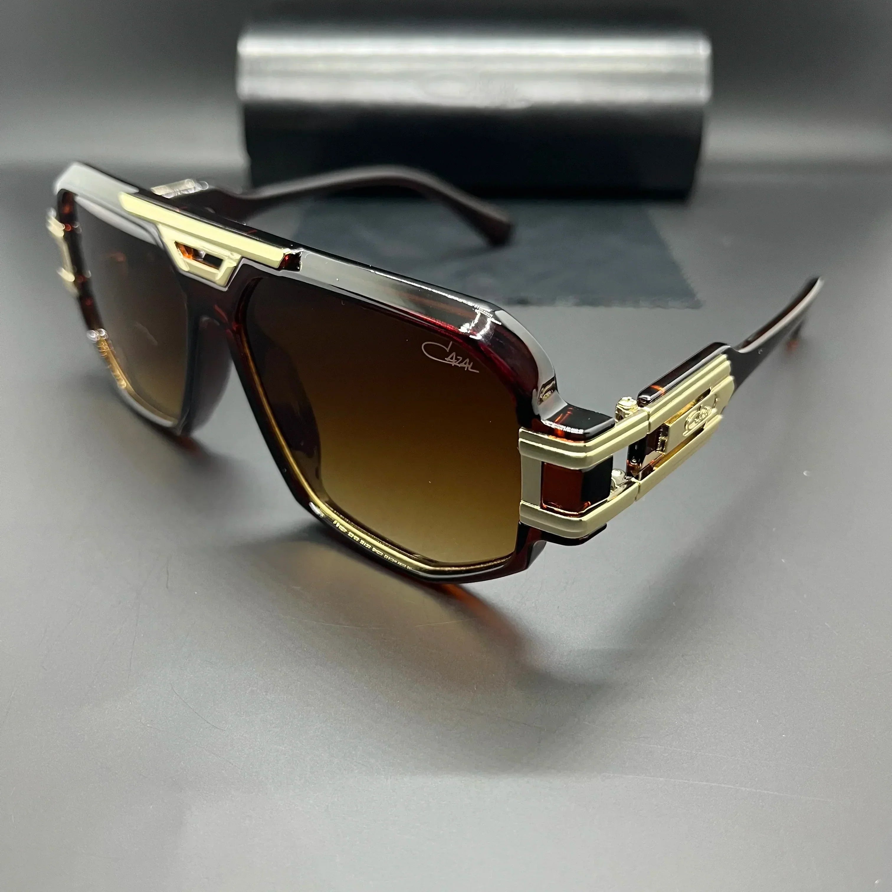 Occhiali da sole vintage Novaire per gentiluomini di Elegant Eyewear