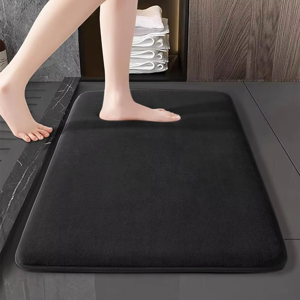 Tapis de bain ultra-absorbant en velours corail avec dos antidérapant pour un confort douillet