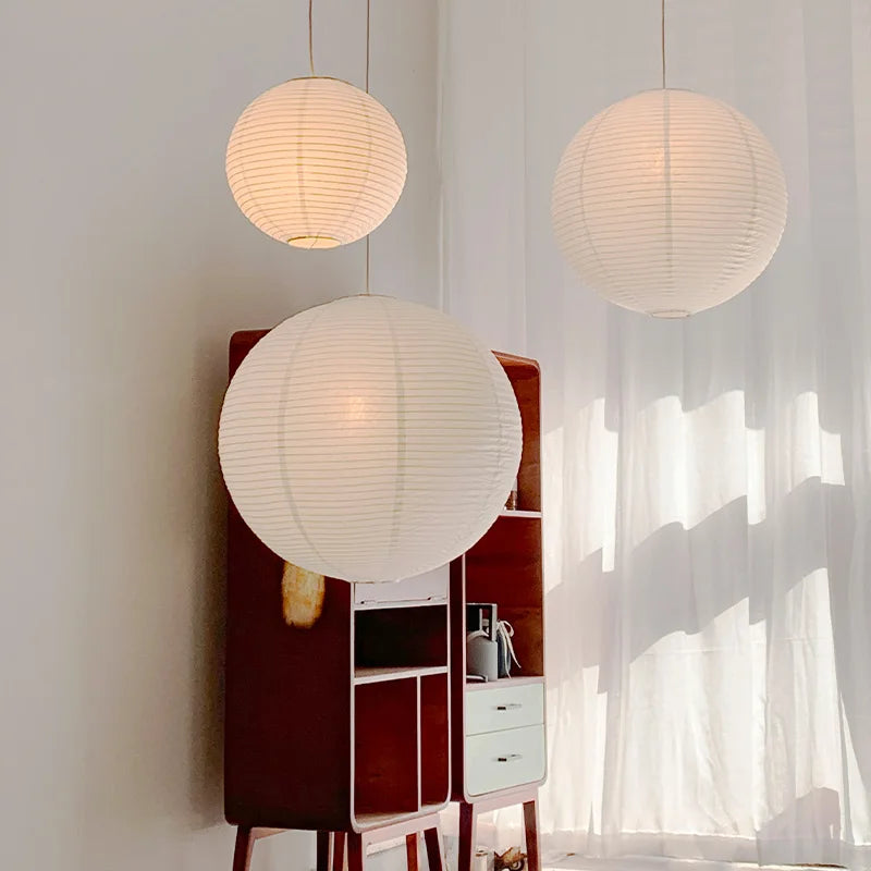 Papirballonlamper med pariserstil til gange og opholdsrum fra Astra Cozy Glow