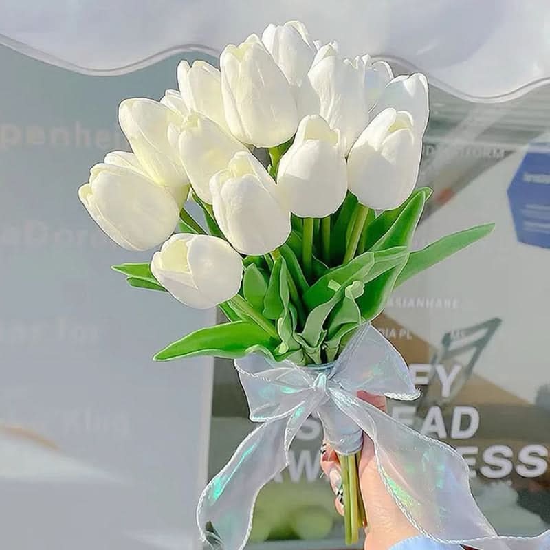 Elegantní realistické aranžmá tulipánů pro domácí a eventovou dekoraci