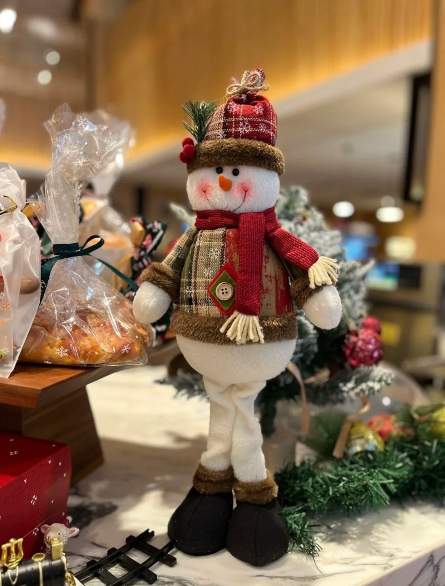 Boneco Elegante do Pai Natal AuroraNest com Roupa para Entusiastas de Decoração Festiva