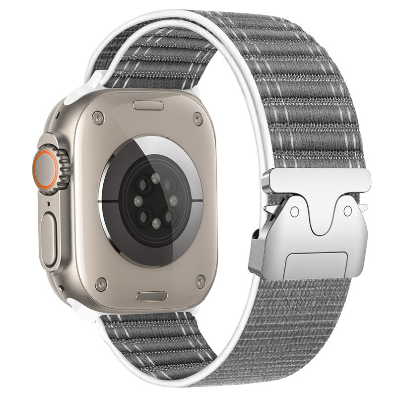 NovaWeave nylonrem med fallskjermspenne for Apple Watch