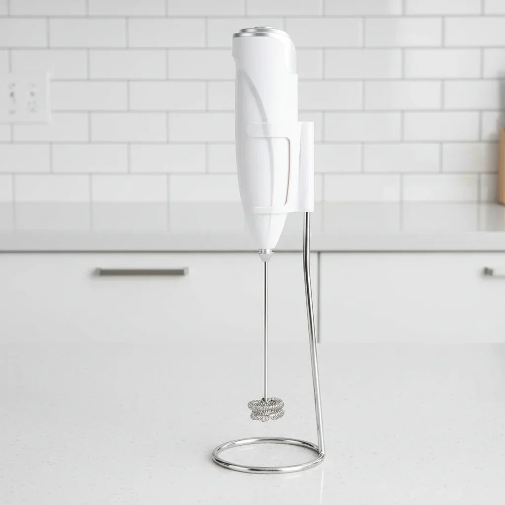 NovaWhisk Elektrischer Milchaufschäumer und Eierquirl für schnellen cremigen Schaum – ideal für Kaffeeliebhaber