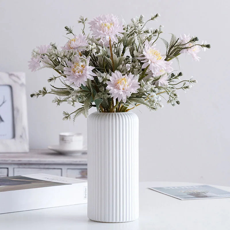 NovaBloom Donut Vase, Lightweight Plastic Flower Pot For Living Room Decor