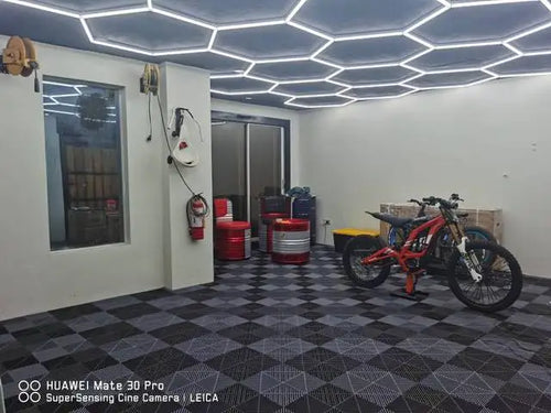 Luces de techo hexagonales AstraHex LED para iluminación brillante y eficiente
