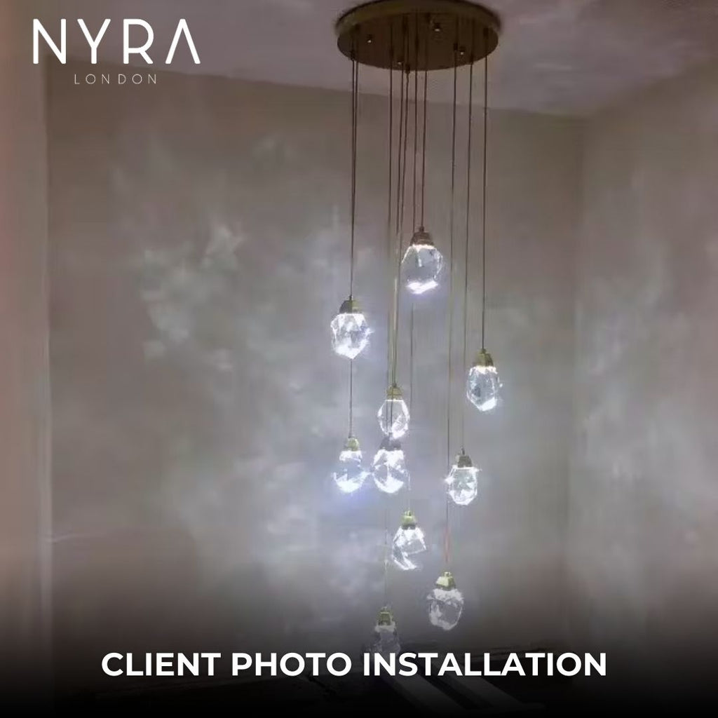 Lustre en Cristal Lyra avec Élégance Inspirée du Diamant