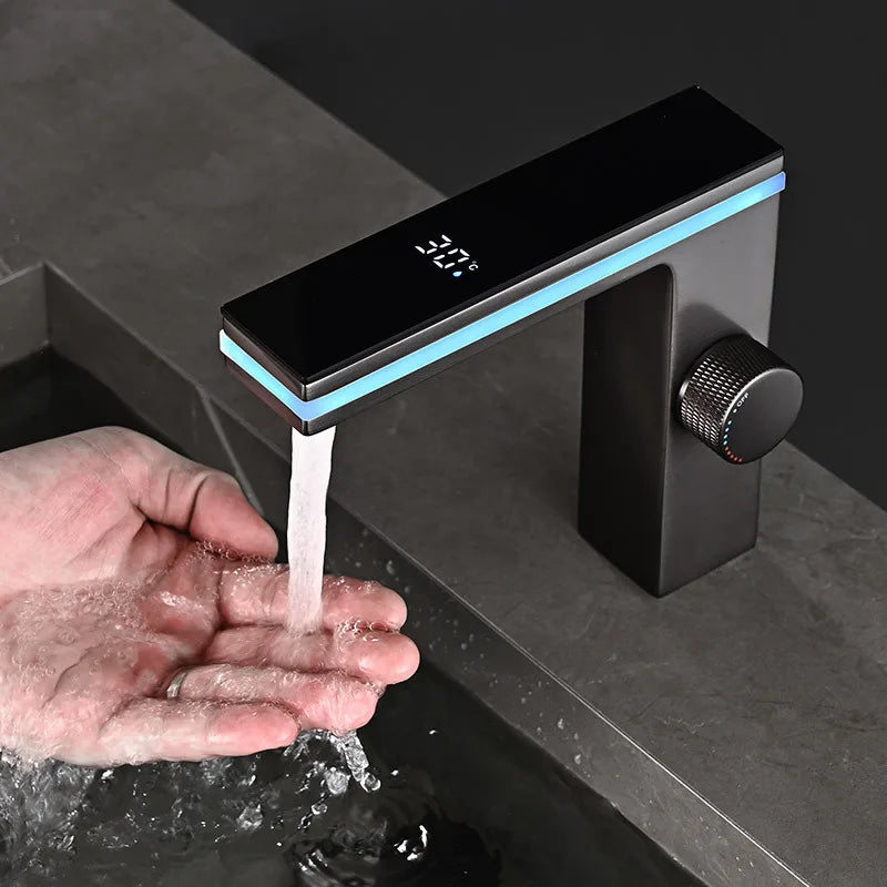 LumaStream dekkmontert LED-kran med integrert hydrogenerator