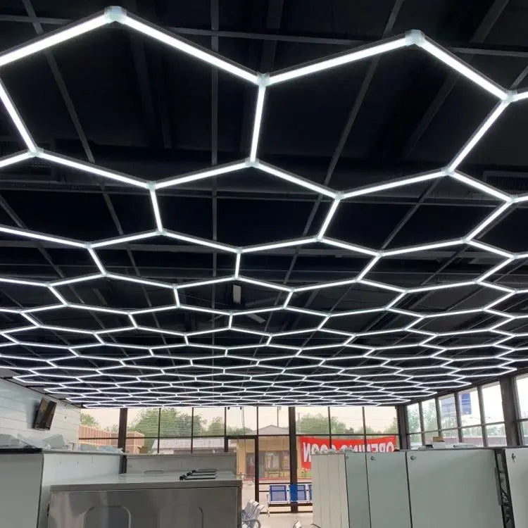مصابيح سقف أستراهيكس سداسية LED لإضاءة مشرقة وفعالة