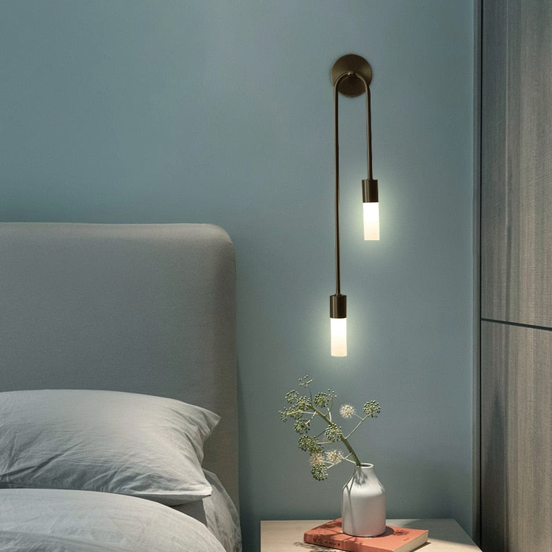 Lampada da parete moderna a LED Astra per soggiorno e camera da letto