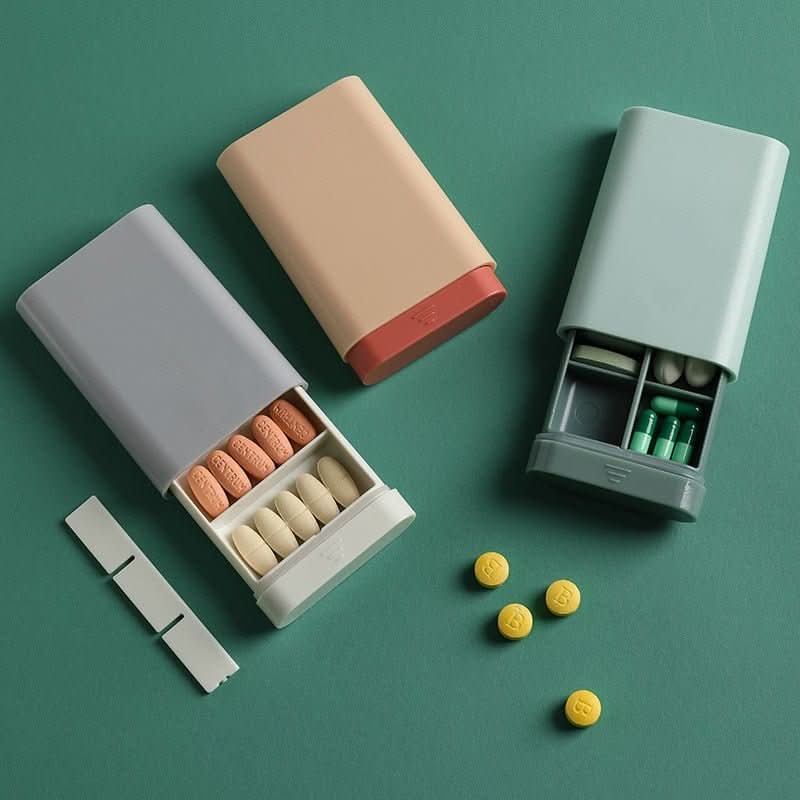 AuraBox Kompakt Vitamin ve İlaç Kutusu, Şık ve Taşınabilir