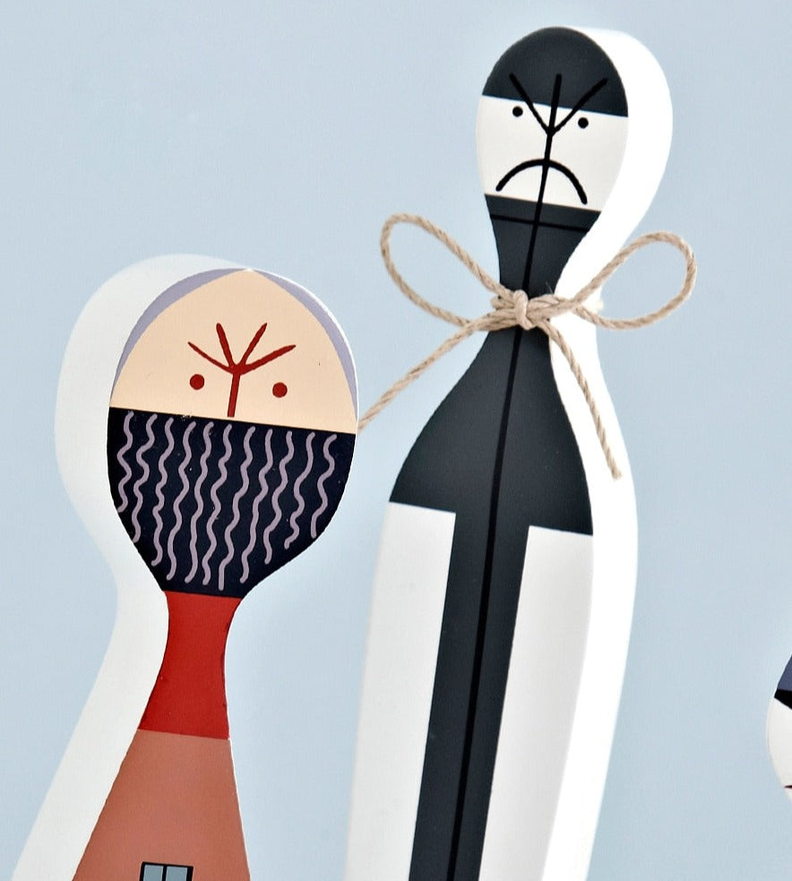 Chic Handcrafted Wooden Figures For Home Decor And Seasonal Displays
