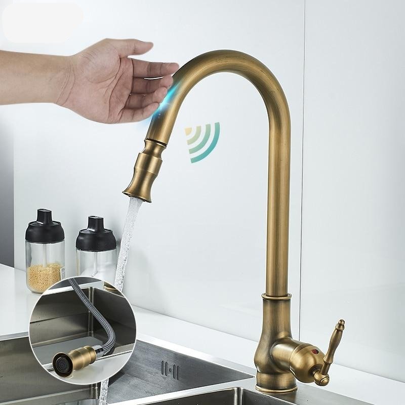 Smartspout Antik Bronz Mutfak Musluğu, Çekmeli Püskürtücü ve Dokunmatik Kontrol Özellikli