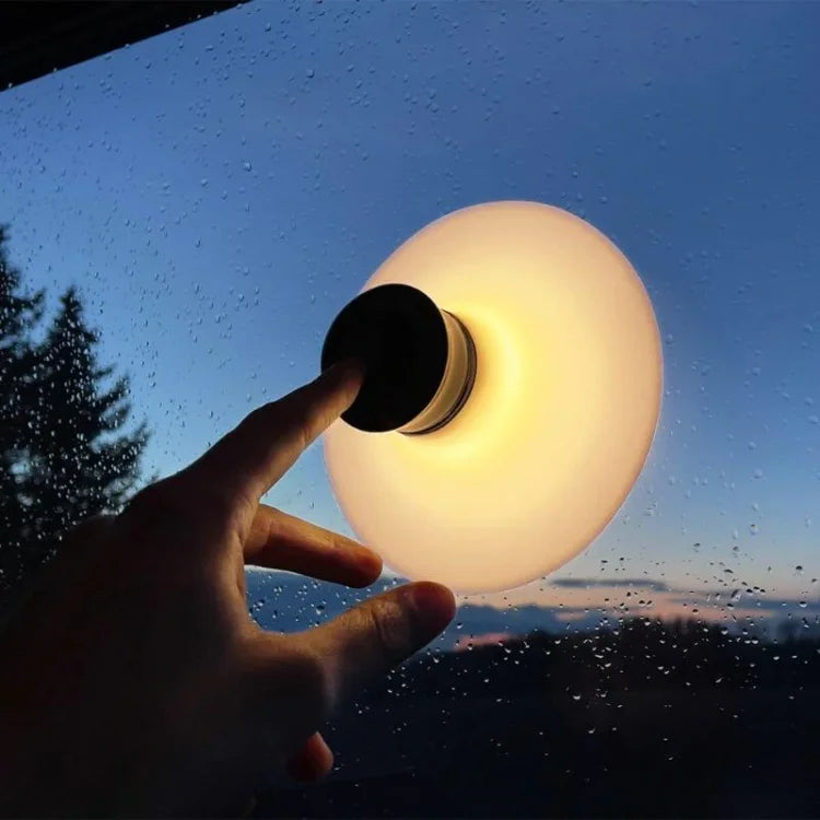 SnapLight LED-lampa uppladdningsbar med justerbar ljusstyrka för hem och resa