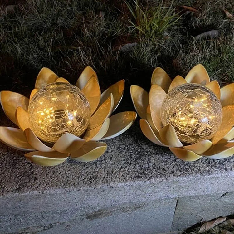 Lotus Radiance Solar Lantern For Elegant Outdoor Ambience