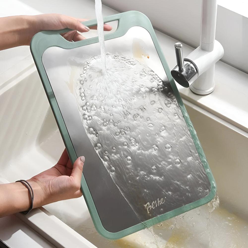 Tagliere in acciaio inox Duochef con tritatore d'aglio