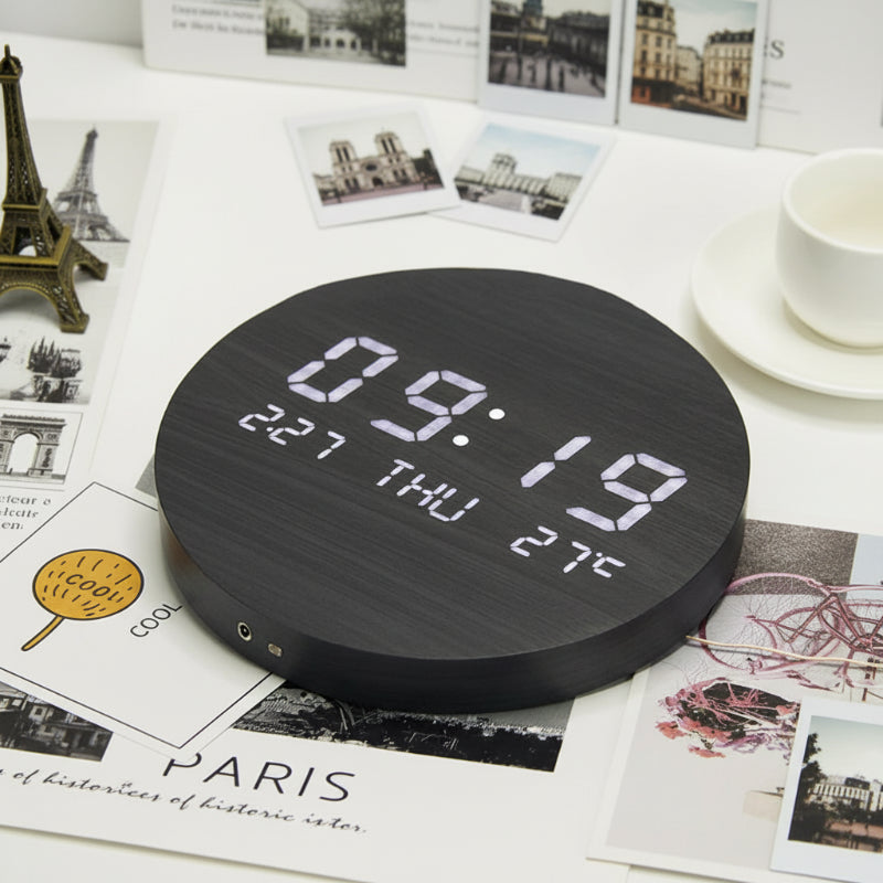 Reloj de Pared Digital Escandinavo Modclock para Hogares Modernos