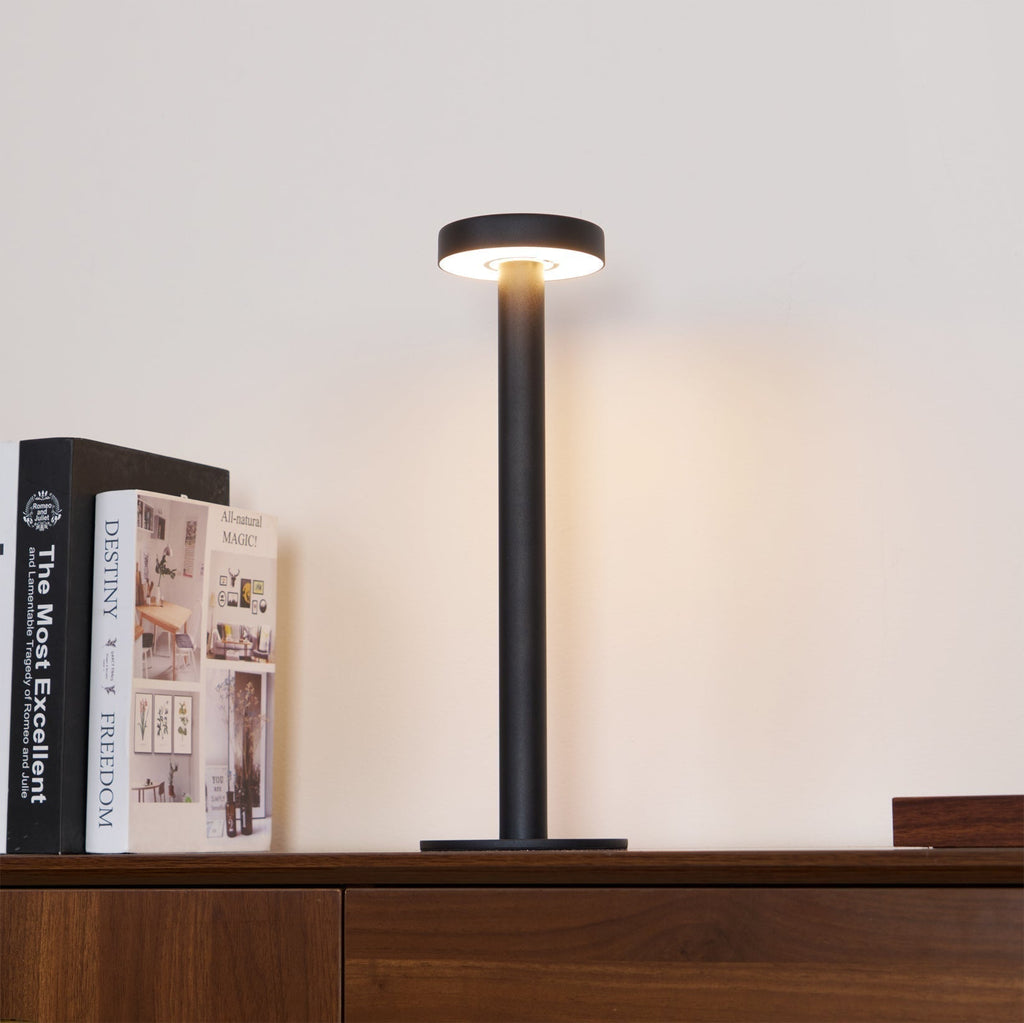 Lámpara de Mesa LED Recargable LumaGlow con Base Magnética y Regulador Táctil