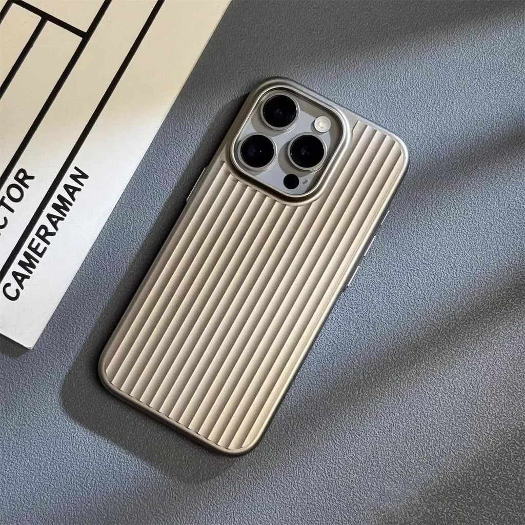 Ultratunn stöttålig iPhone-fodral för vardagligt skydd