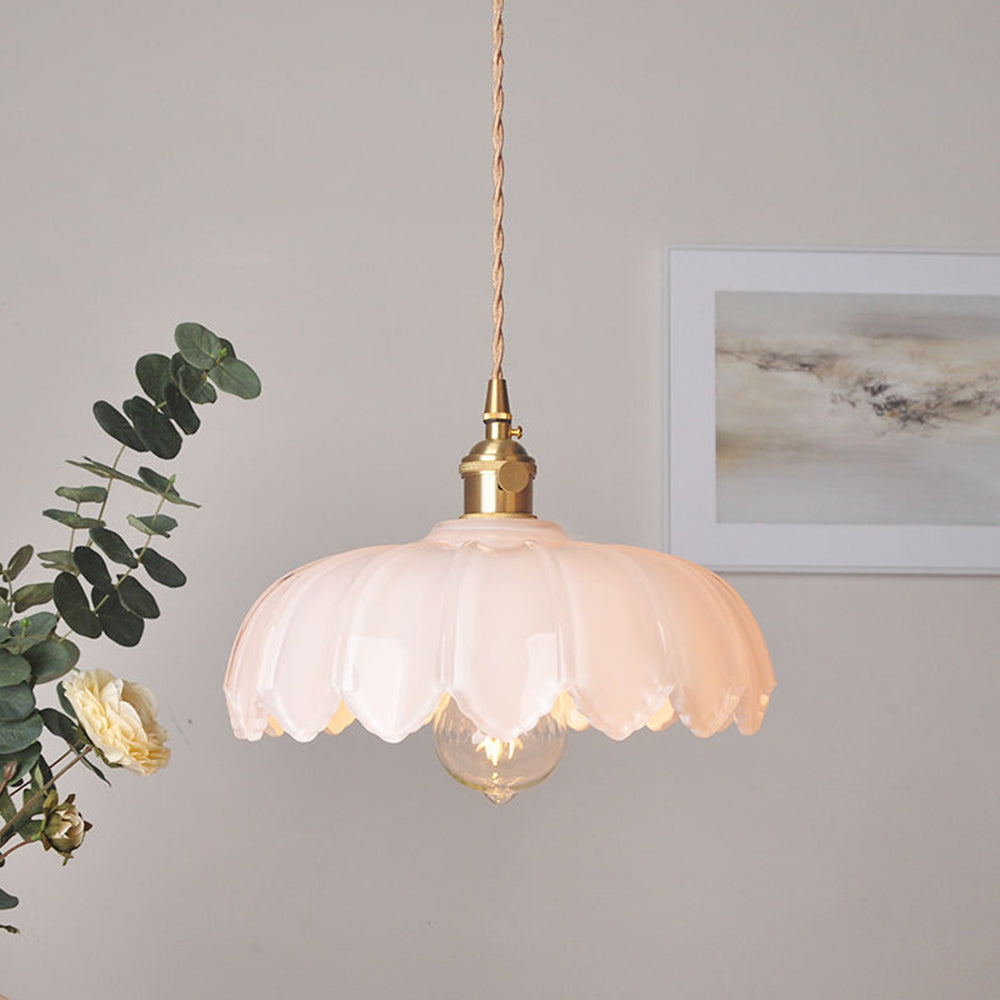 Solara Translucente Glas-Pendelleuchte mit Kupferbasis für moderne Innenräume