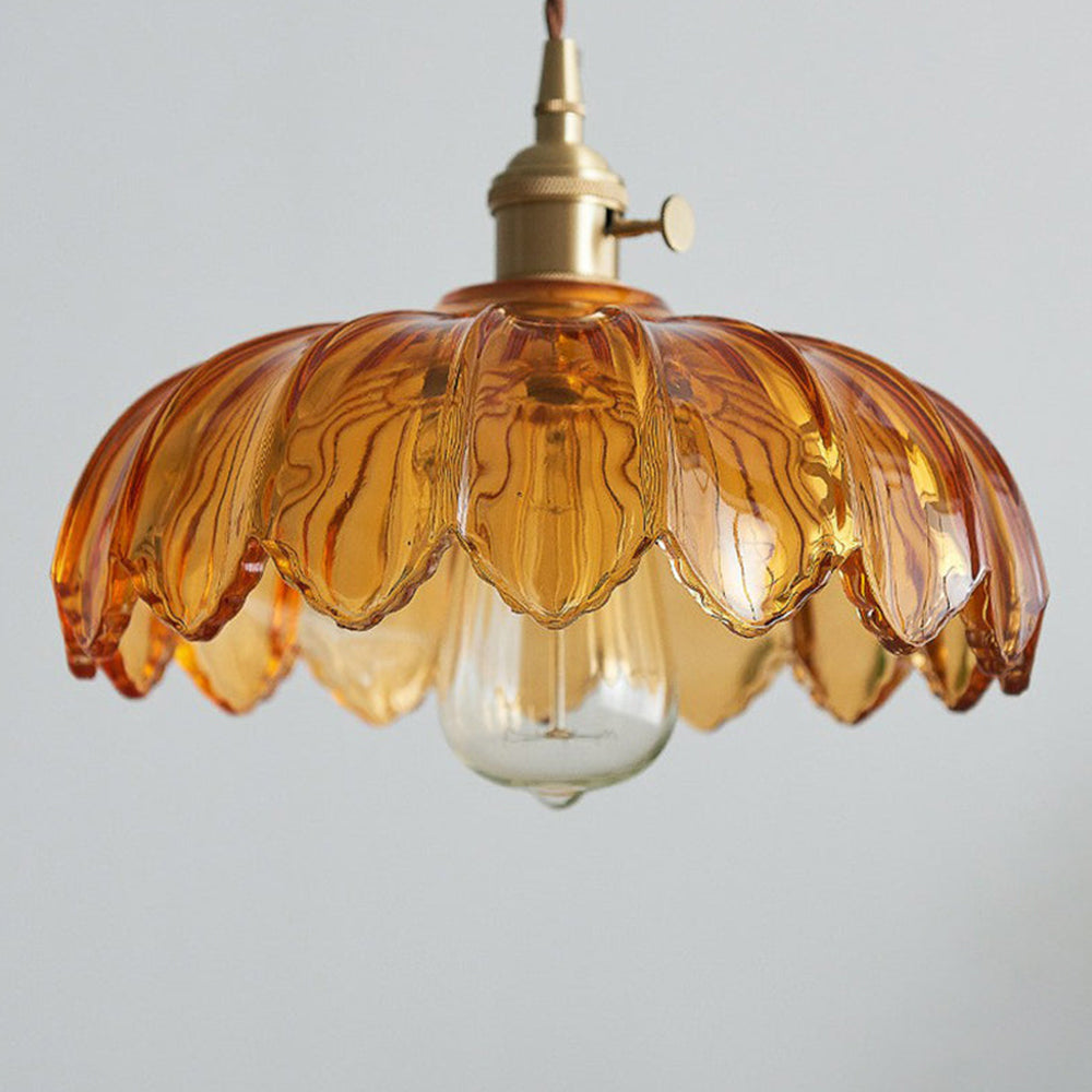 Solara Translucente Glas-Pendelleuchte mit Kupferbasis für moderne Innenräume