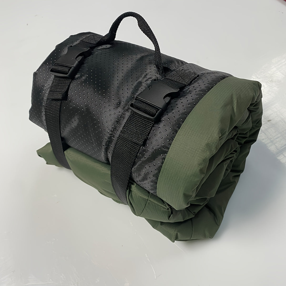 Petventure Foldable Dog Mat for Travel and Hiking, Waterproof, 90x60 Cm