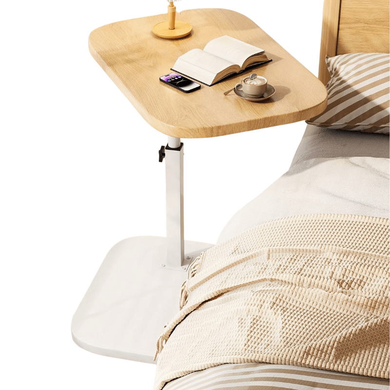 Mesa auxiliar Elara de altura ajustable con tapa de madera sobre estructura metálica para un estilo de vida moderno