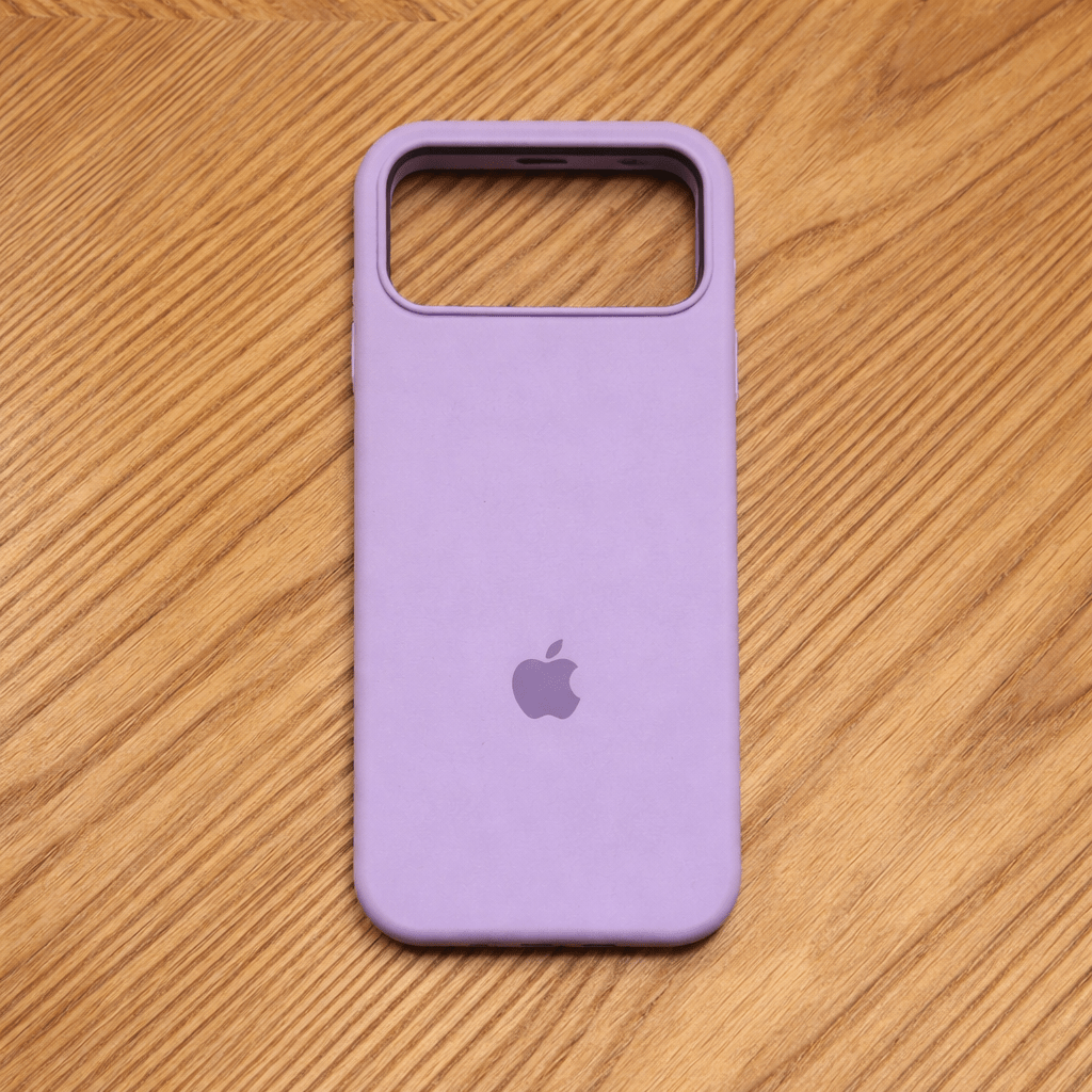Siliglow MagSafe silikonecover med raffineret udseende og blød finish til iPhone