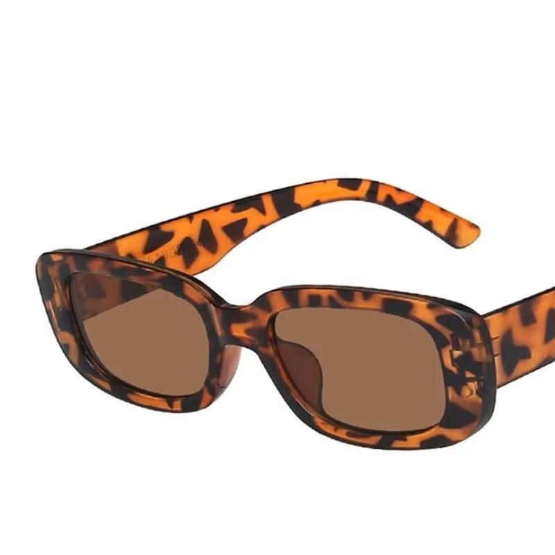 Sluneční brýle NovaVista v retro stylu, obdélníkové, s ochranou UV400 pro ženy