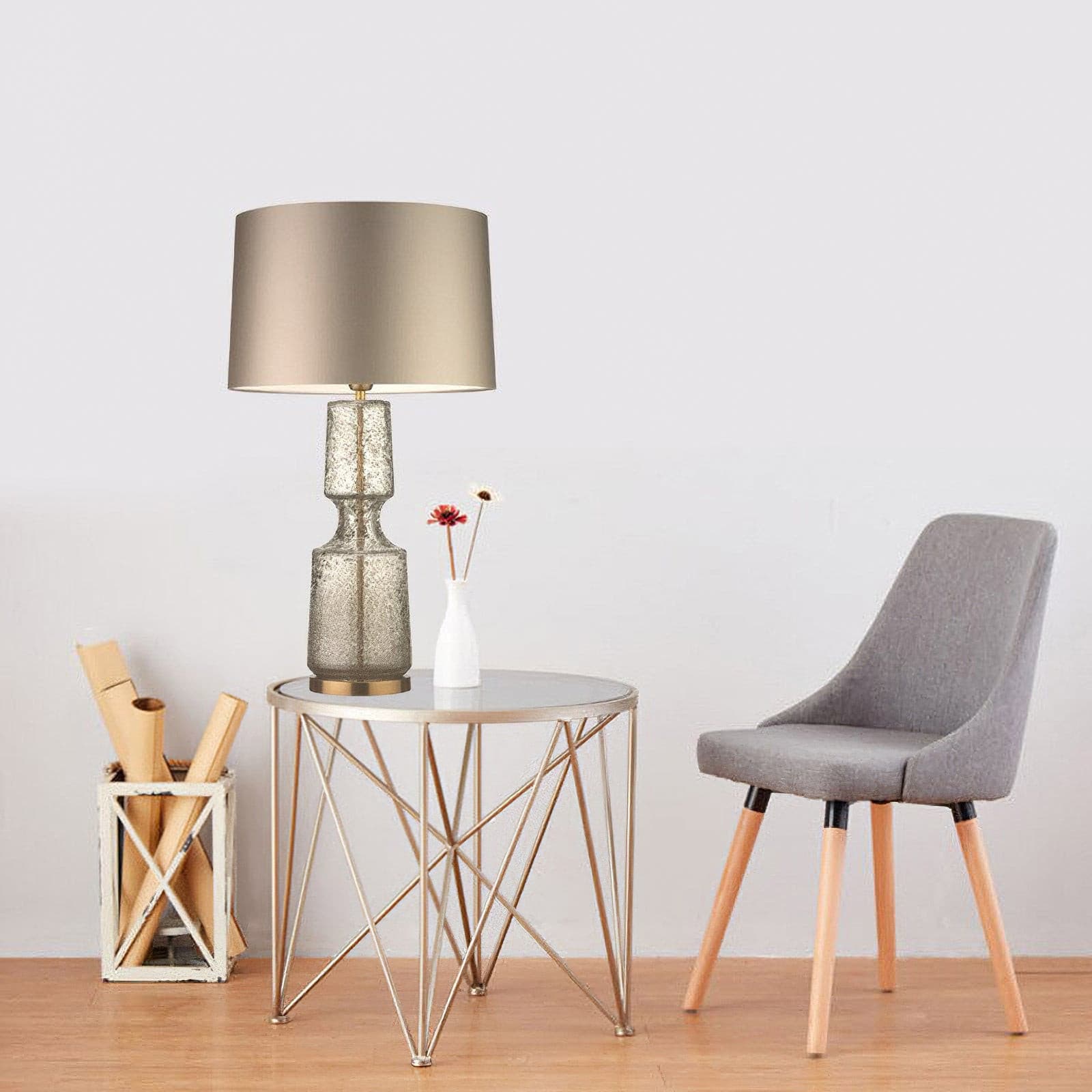 Aurora metall- og glassbordlampe for hjem og kontor med myk stemningsbelysning