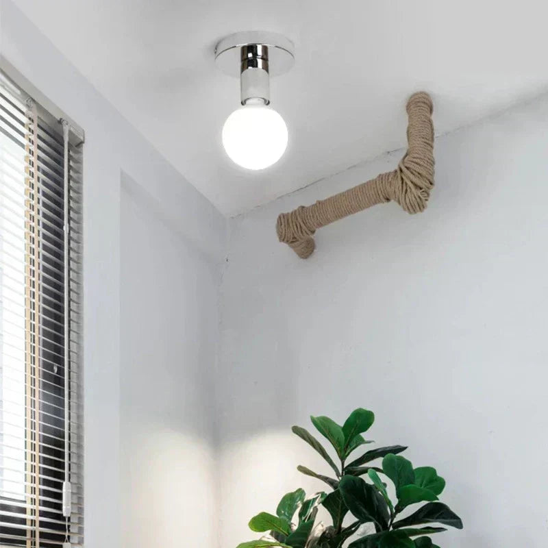 Suspension Aureon Forge avec finition métal industriel rustique pour maison et cuisine