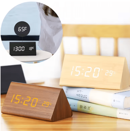 Reloj LED TimberLume con control por aplausos y voz para cualquier espacio