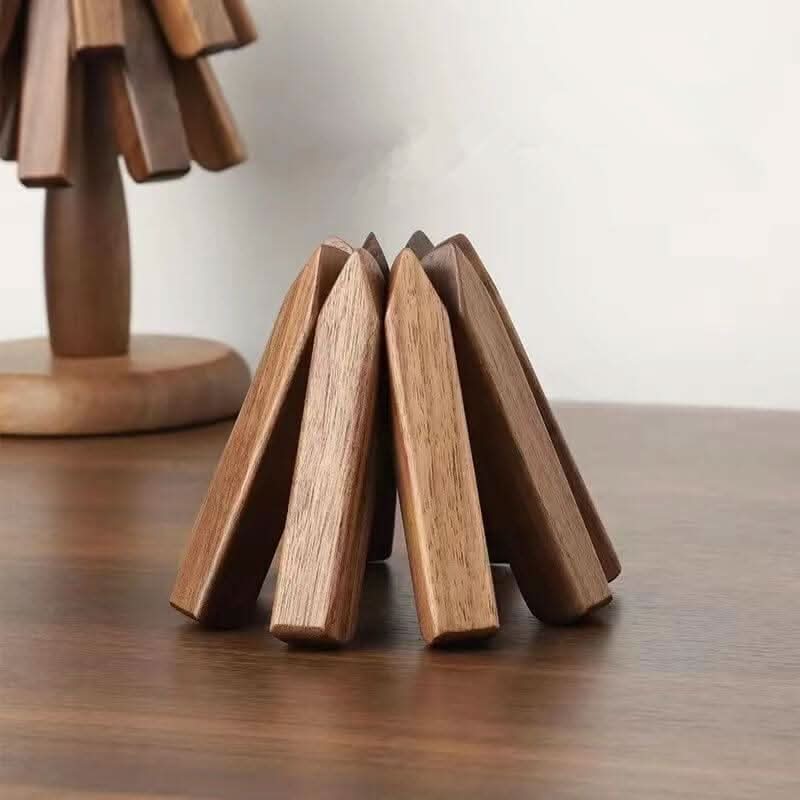 VerroLux Premium Walnut Placemats for Sophisticated Hosts
