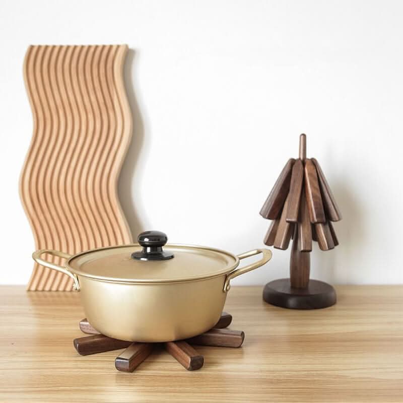VerroLux Premium Walnut Placemats for Sophisticated Hosts