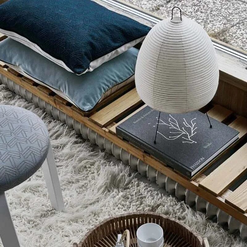 Lampe trépied Luma avec abat-jour en papier de riz fait main pour lumière douce
