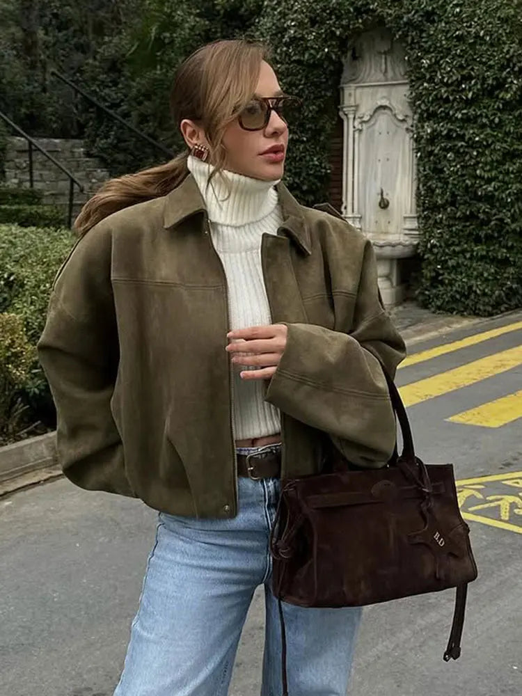 Blouson aviateur vintage oversize en daim marron et vert olive pour femme | Atiets