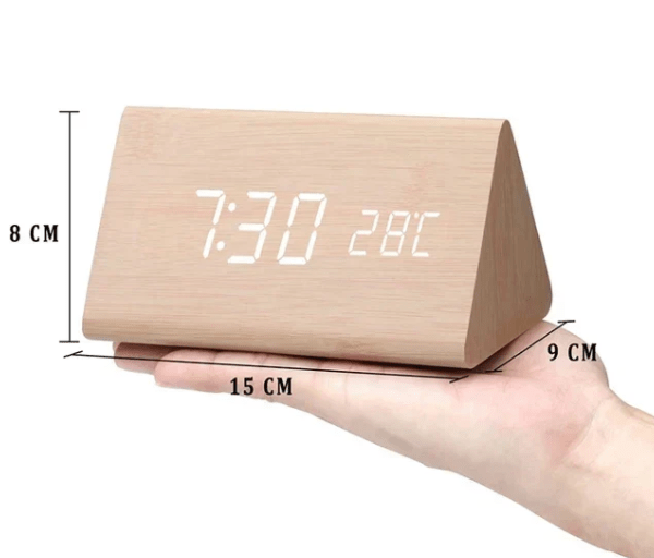 ساعة منبه خشبية Echowood بشاشة LED وسطوع قابل للتعديل وتحكم صوتي